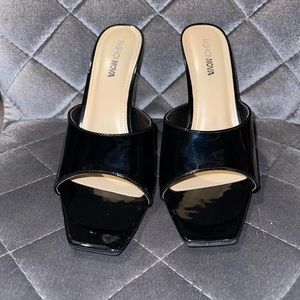Fashion Nova mules
